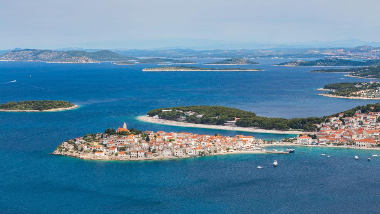 Hotel Zora Pavilions Primošten Exterior foto