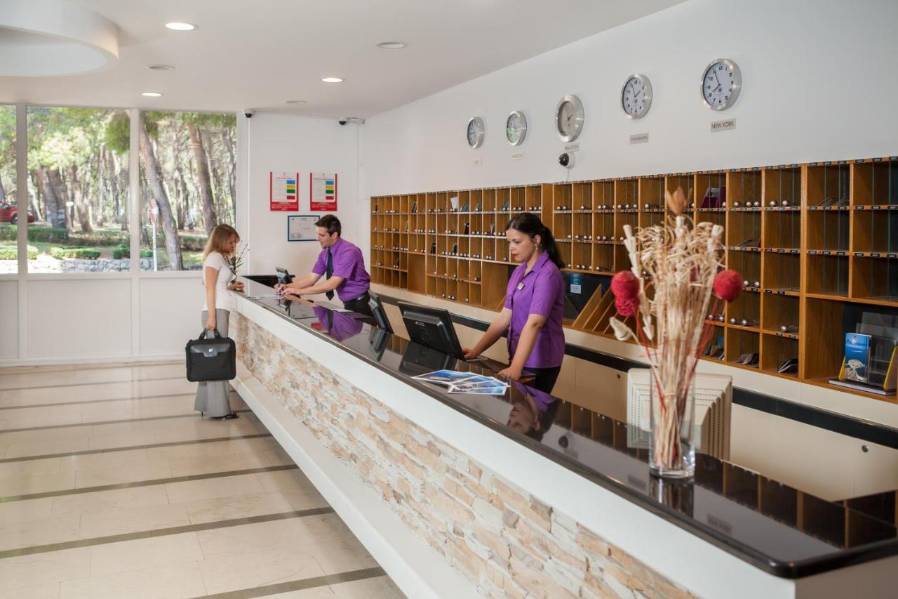 Hotel Zora Pavilions Primošten Exterior foto